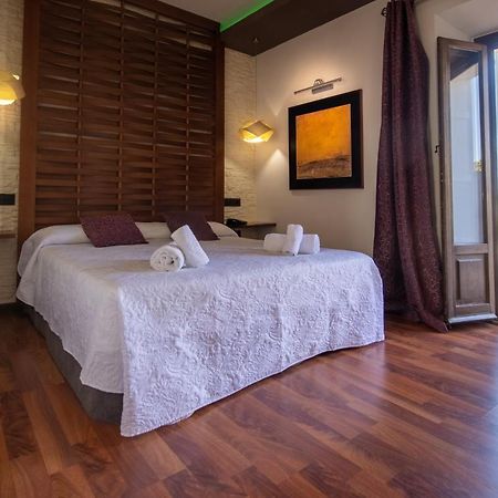 Hotel Villa De Setenil Setenil de las Bodegas Kültér fotó